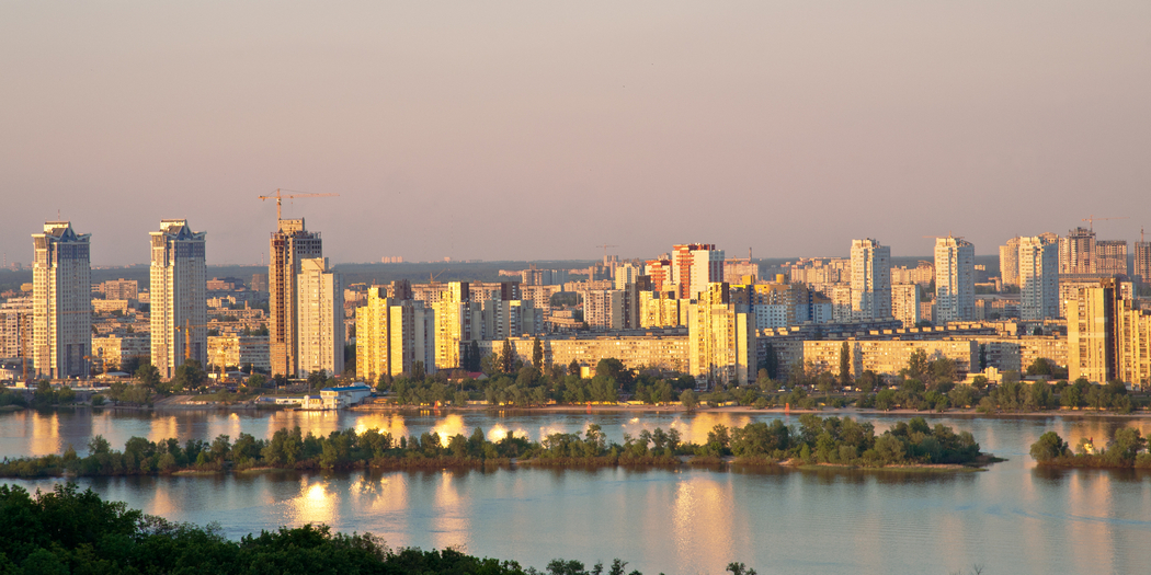 RazomUA - Drone attack on Kyiv: over 5,600 homes left without heat, Left Bank cut off from water