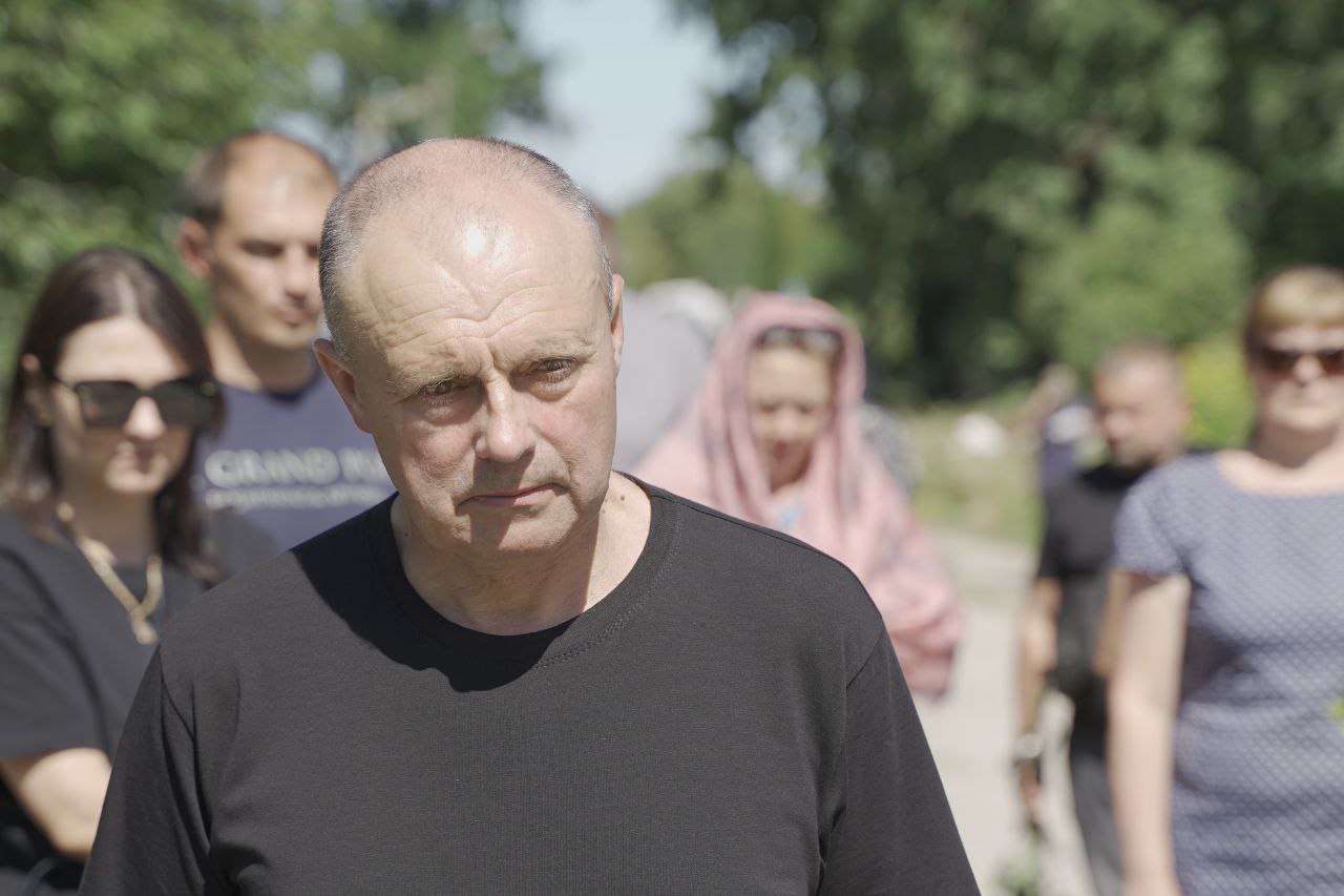 Photo 2025 11 17 19 32 33