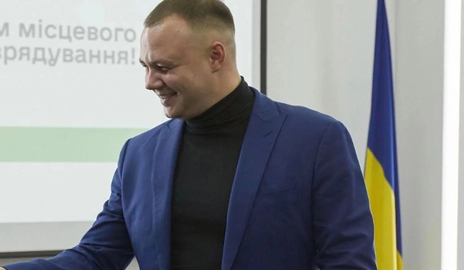 RazomUA - Kuzmenko suffers spinal fracture on icy Kyiv streets: wake-up call for city services and residents' safety