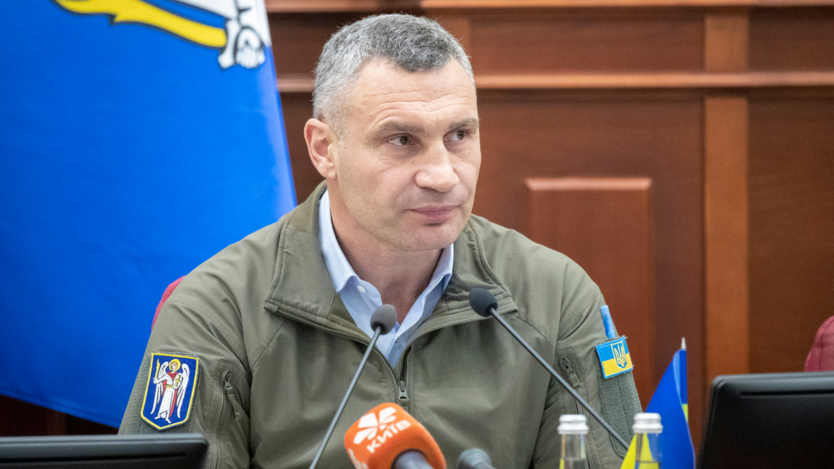 RazomUA - Сім жертв, легальний карабін і поліцейські, що тікали: що відомо про теракт у Голосієві