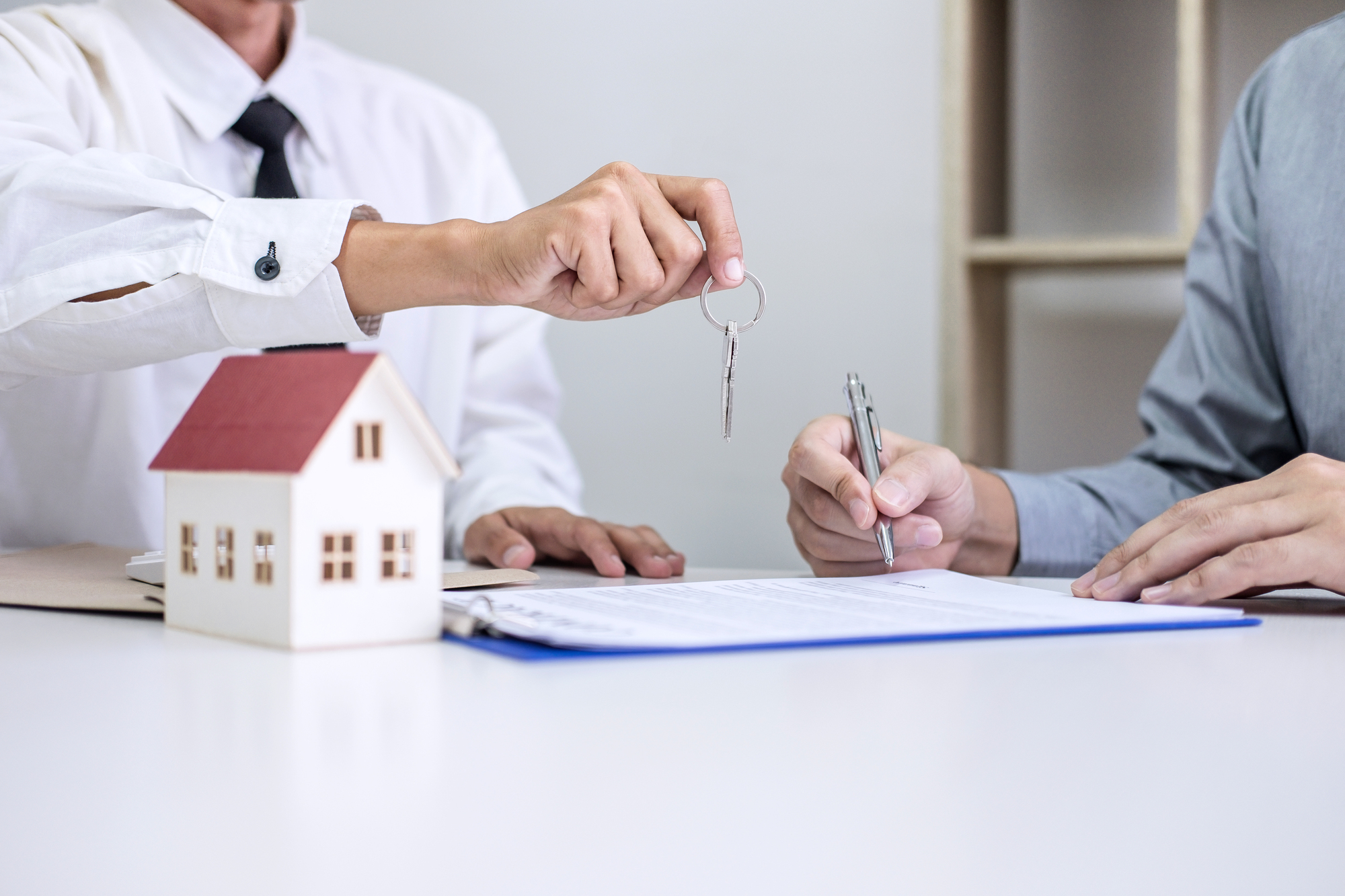 RazomUA - Дарчі впали на 40%: як закон і страхи війни переформатували ринок нерухомості