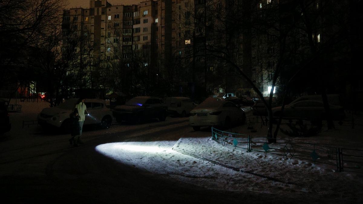 RazomUA - Evening deadline: Klitschko demands district heads clear the ice — next could be an appeal to the president