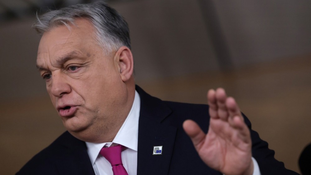 RazomUA - Орбан залишається в «Фідесі», але виходить із парламенту — що це означає для угорської опозиції