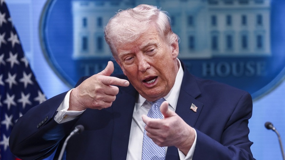 RazomUA - Соглашение о перемирии открыло Ормузский пролив на бумаге — Иран пропускает 12 судов в день и требует криптовалюту