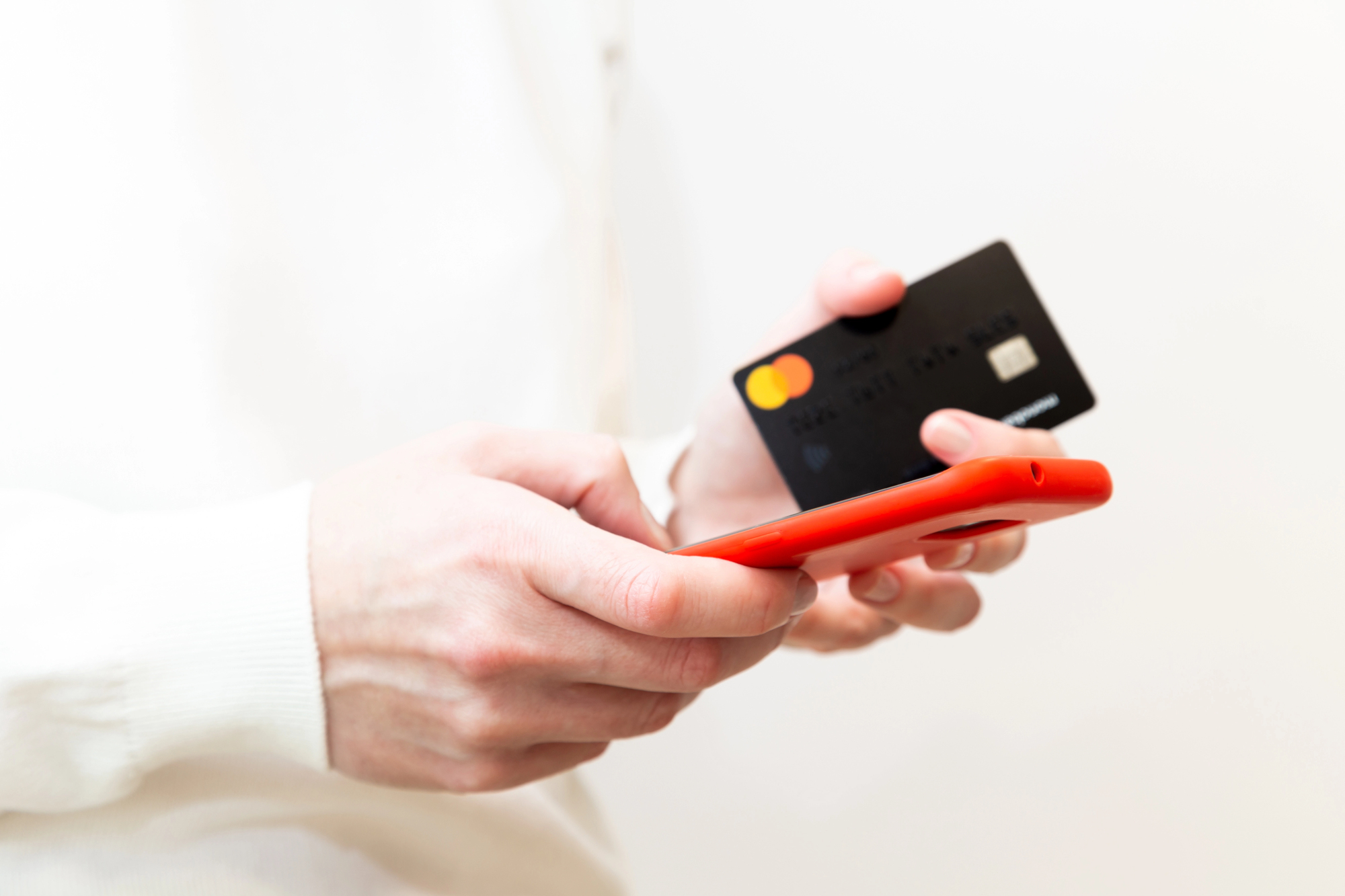 RazomUA - За три години на monoбазарі розміщено 17 000 оголошень