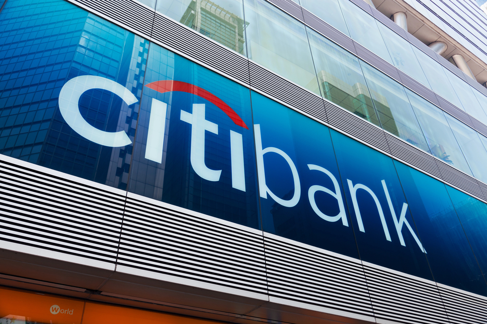 RazomUA - Citigroup quitte la Russie avec une perte de 1,1 milliard de dollars — quelles implications pour la pression des sanctions et les marchés ?