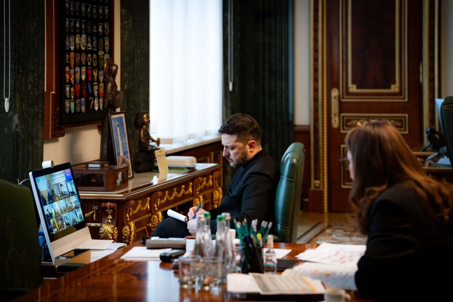 RazomUA - Kyiv in critical energy situation: Zelensky orders urgent procurement for alternative power generation