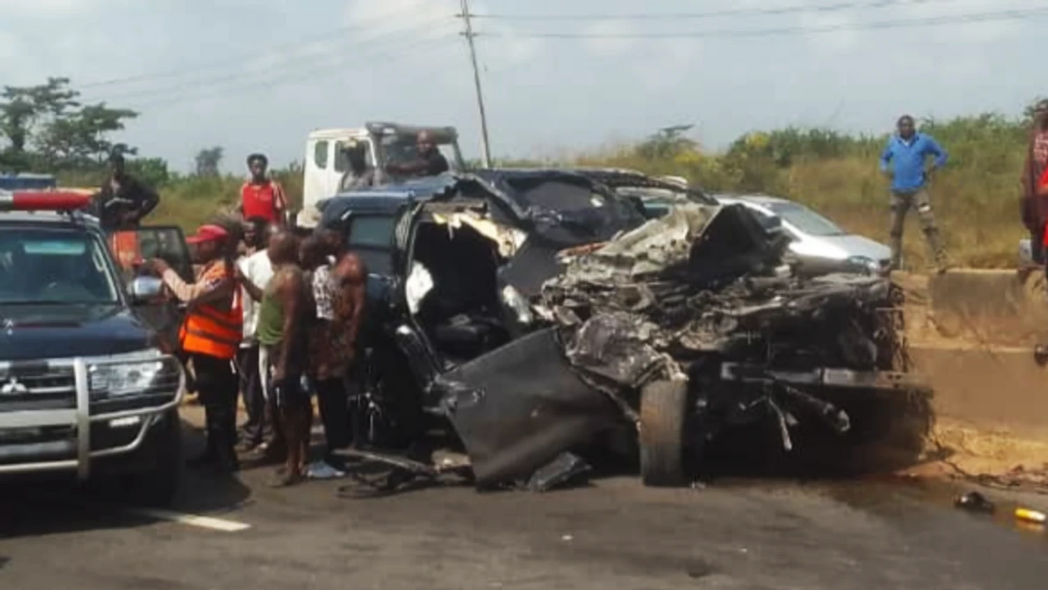 RazomUA - Crash involving Anthony Joshua near Lagos: two killed and questions about road safety in Nigeria