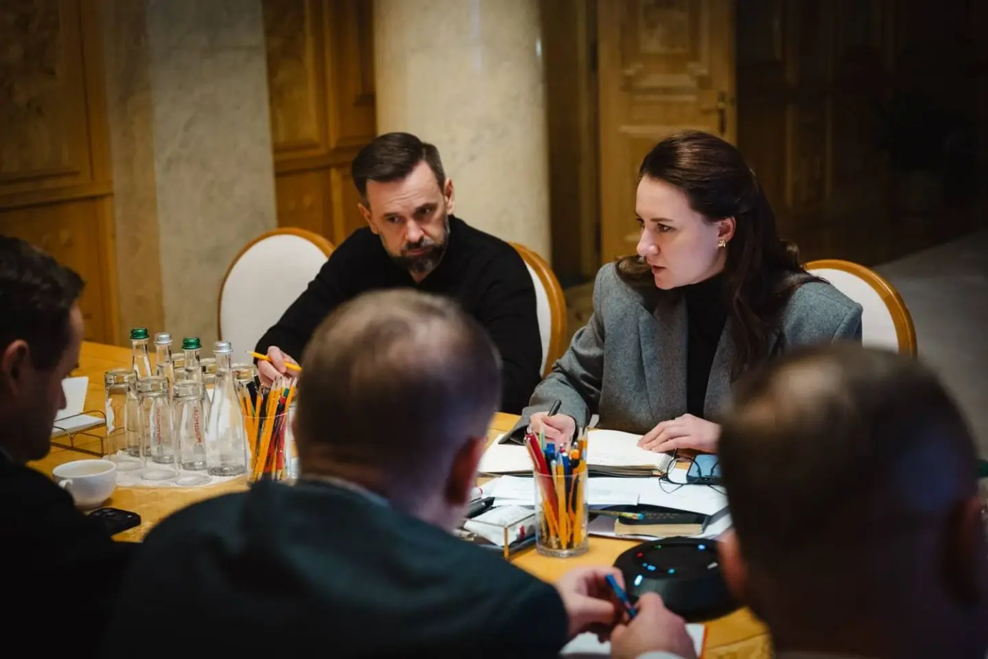 RazomUA - Відключення світла в Україні мають скоротитися найближчими днями – Свириденко