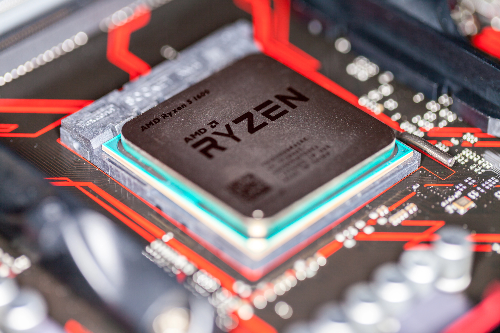 RazomUA - AMD представила Ryzen AI 400: Copilot+ на ПК — що це означає для безпеки та інновацій