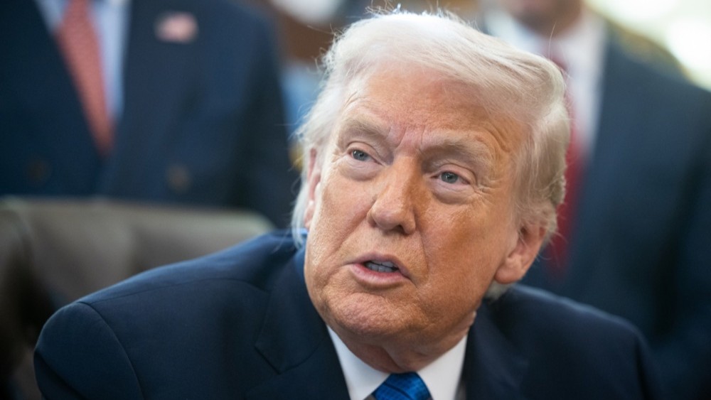 RazomUA - Трамп анонсував можливе підсилення авіаносної присутності біля Ірану — чому це важливо для безпеки України