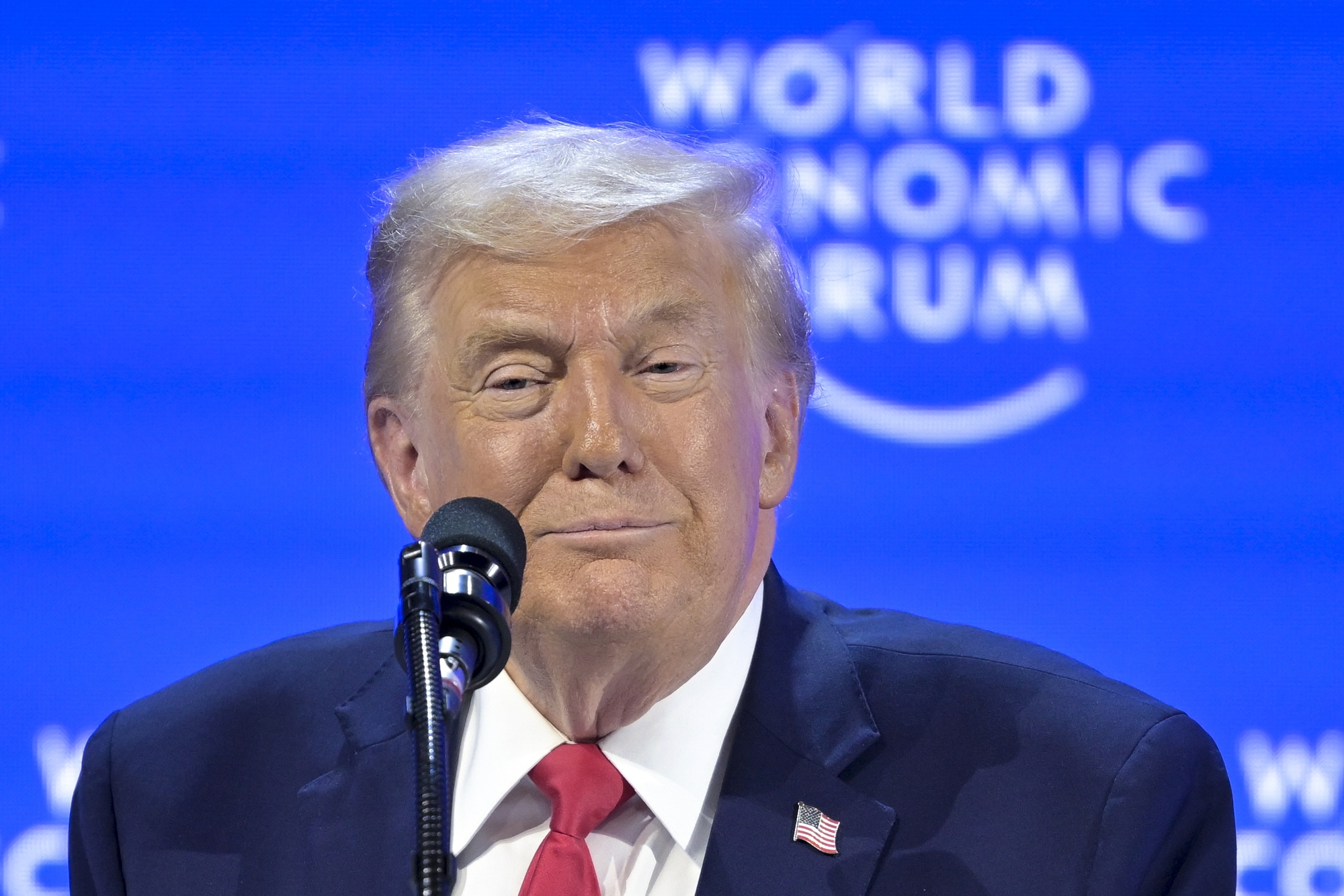 RazomUA - Trump in Davos: Criticism of Europe and a Mention of Greenland — What It Means for the West and Ukraine