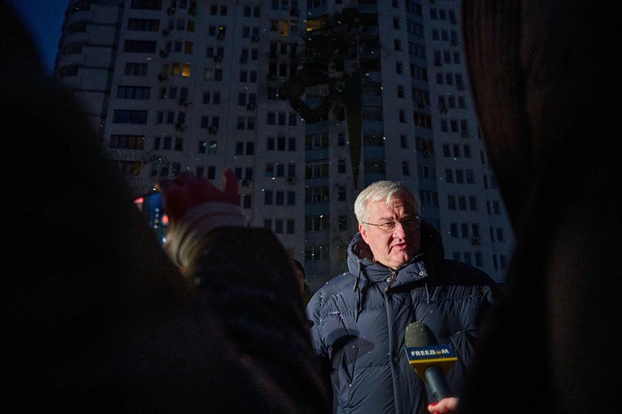 RazomUA - МЗС запускає міжнародний збір на енергообладнання за прикладом Польщі — що це означає для енергетичної безпеки