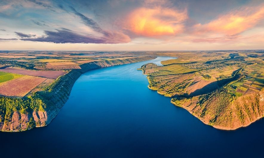 RazomUA - $500 млн на затопленому селі: що стоїть за проєктом водного курорту в Бакоті