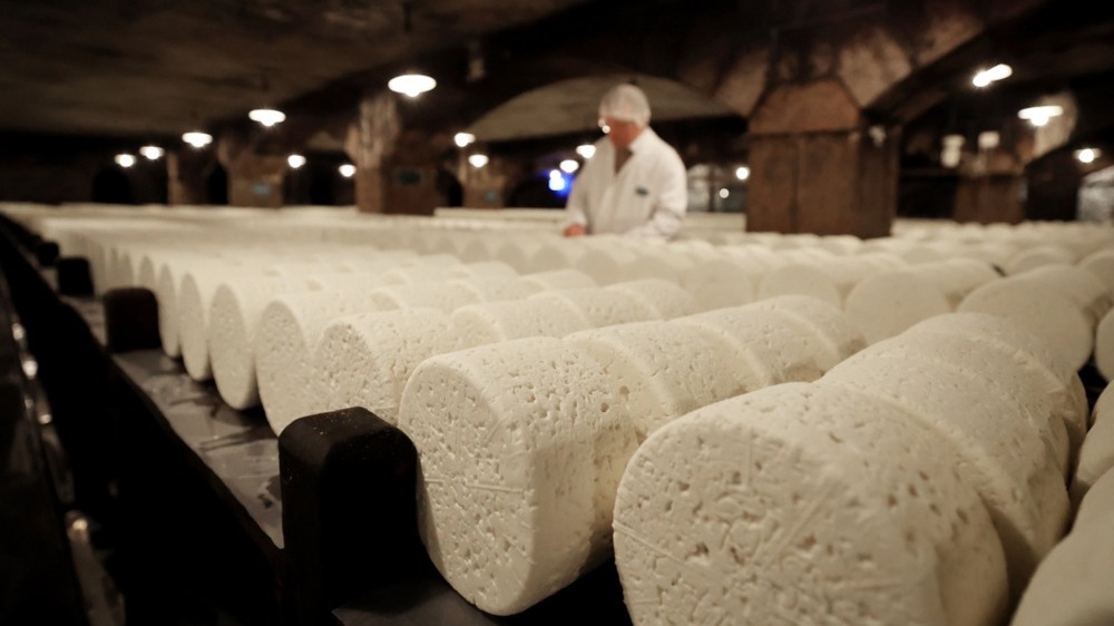 RazomUA - Китай знизив мита на європейські сири: що це означає для українського ринку