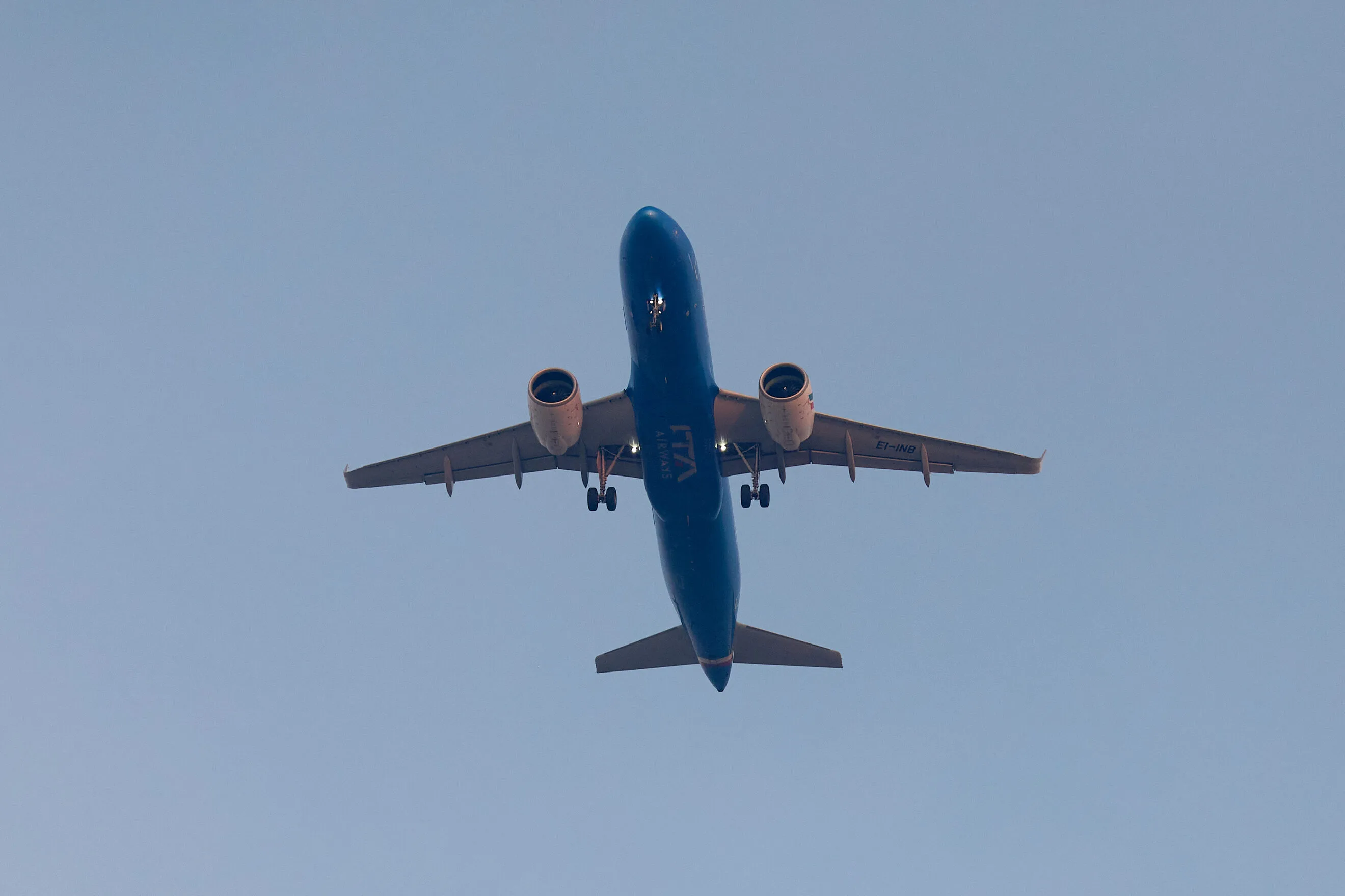 RazomUA - Tausende Airbus-Flugzeuge setzen Flüge wegen eines Softwareproblems aus