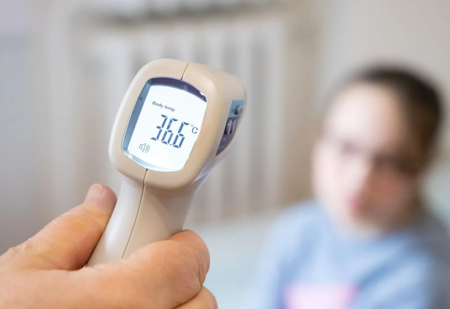 RazomUA - Acute respiratory viral infections in Kyiv are declining, while COVID‑19 is rising — what this means for the capital