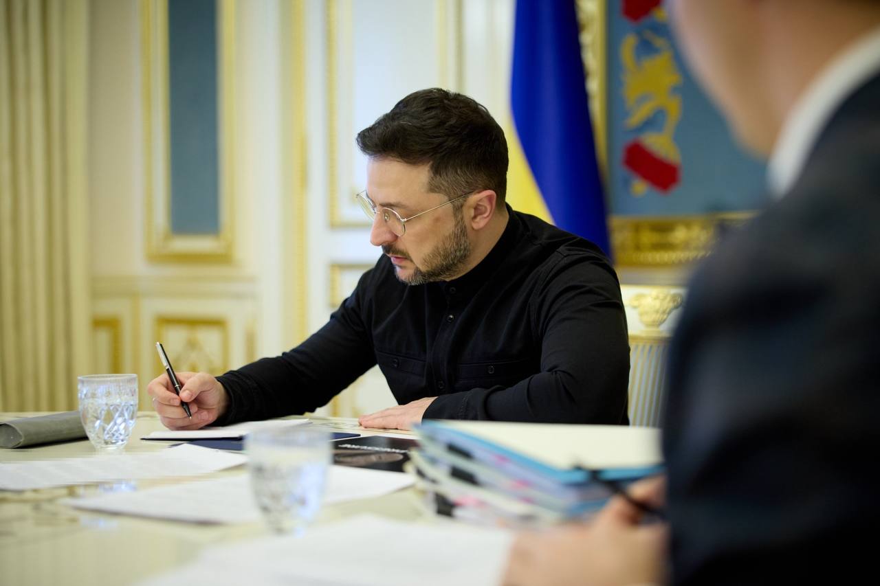 RazomUA - 20,000 UAH bonuses for restoration crews: how this will speed up the return of electricity, heating and water