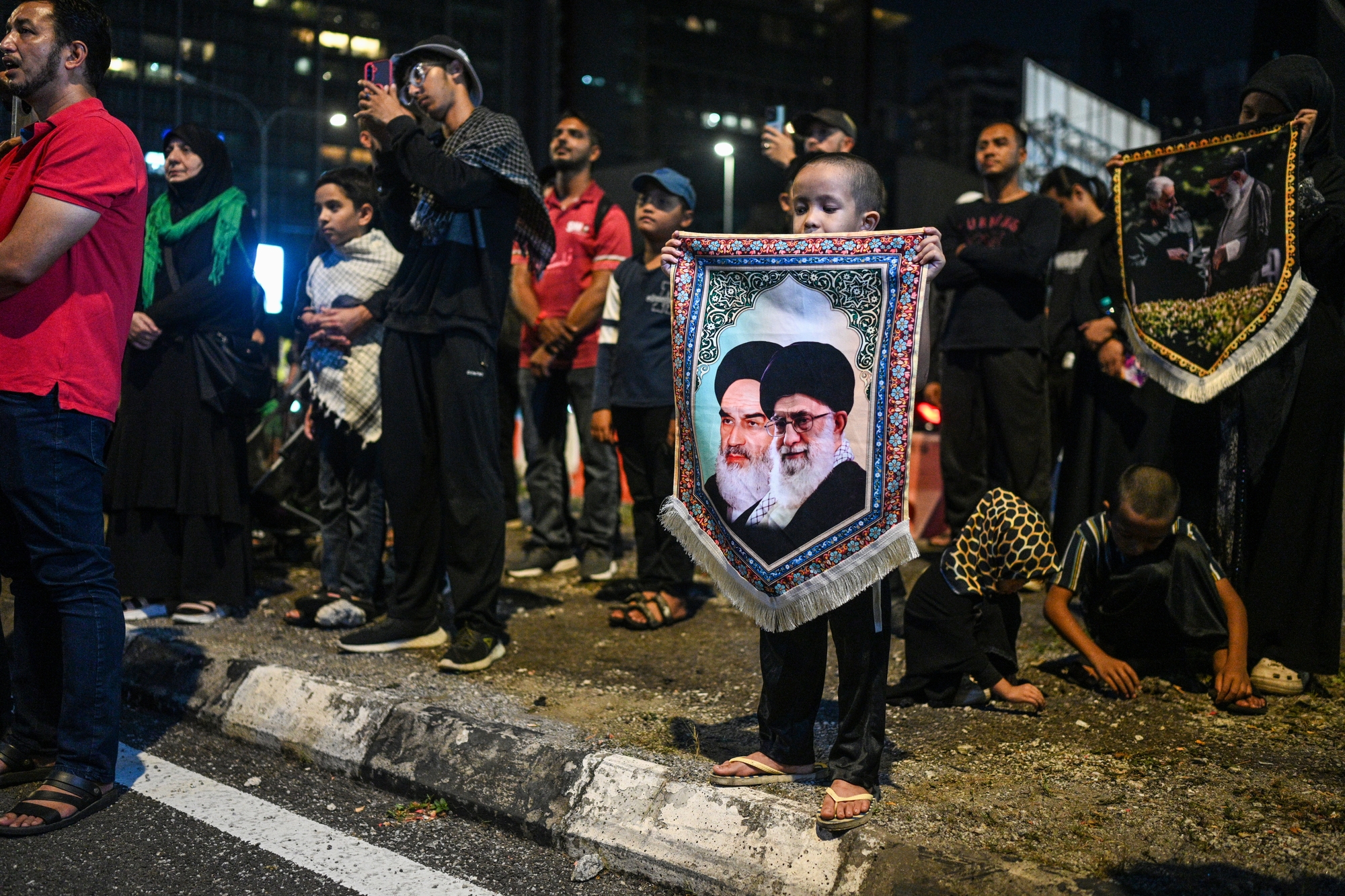 RazomUA - США сумніваються, що вбивство Хаменеї призведе до швидкої зміни режиму в Ірані — що це означає для регіону