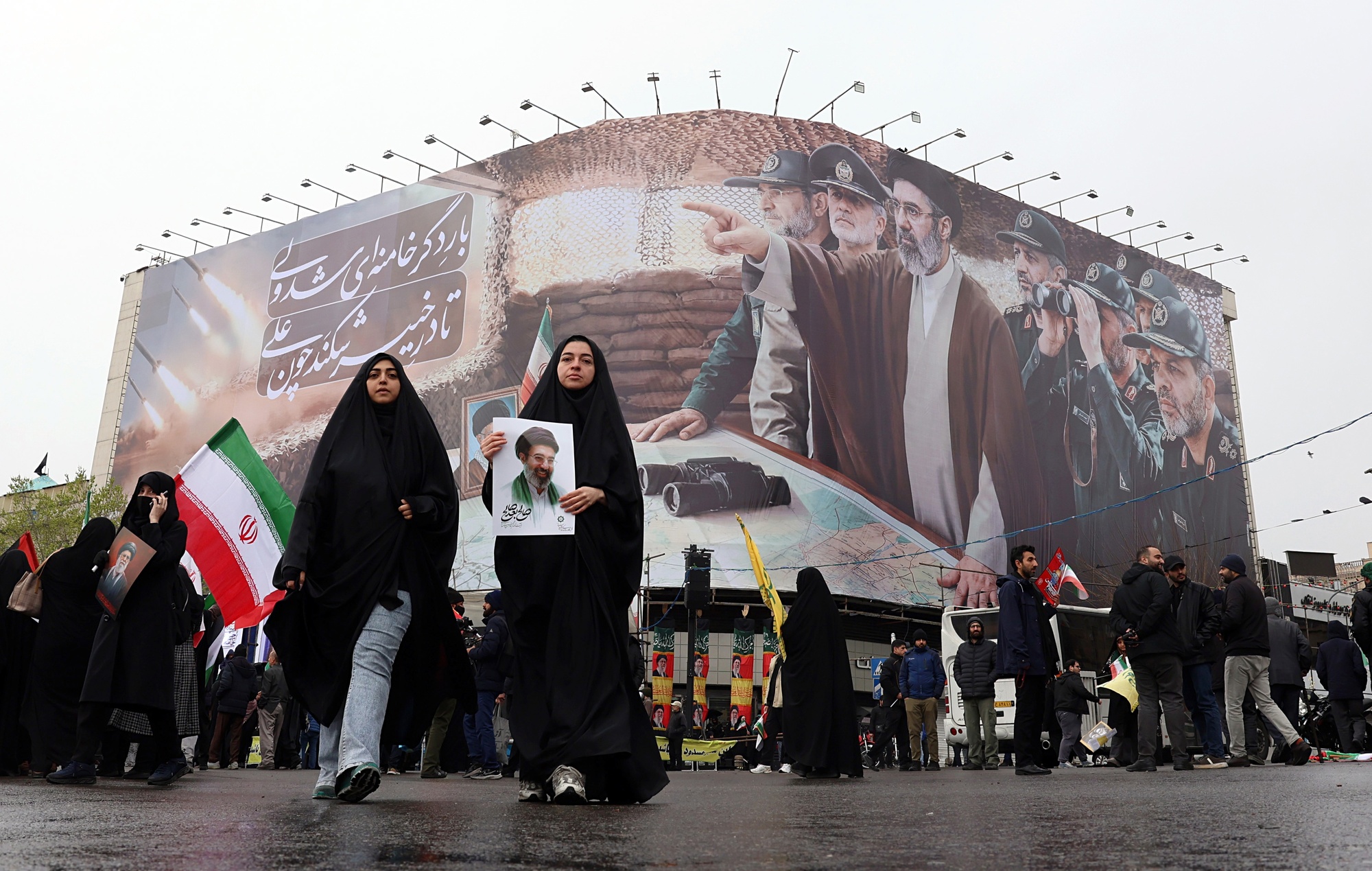 RazomUA - Навчені й озброєні курди: чи можуть вони кинути виклик режиму в Ірані і що це змінить у регіоні