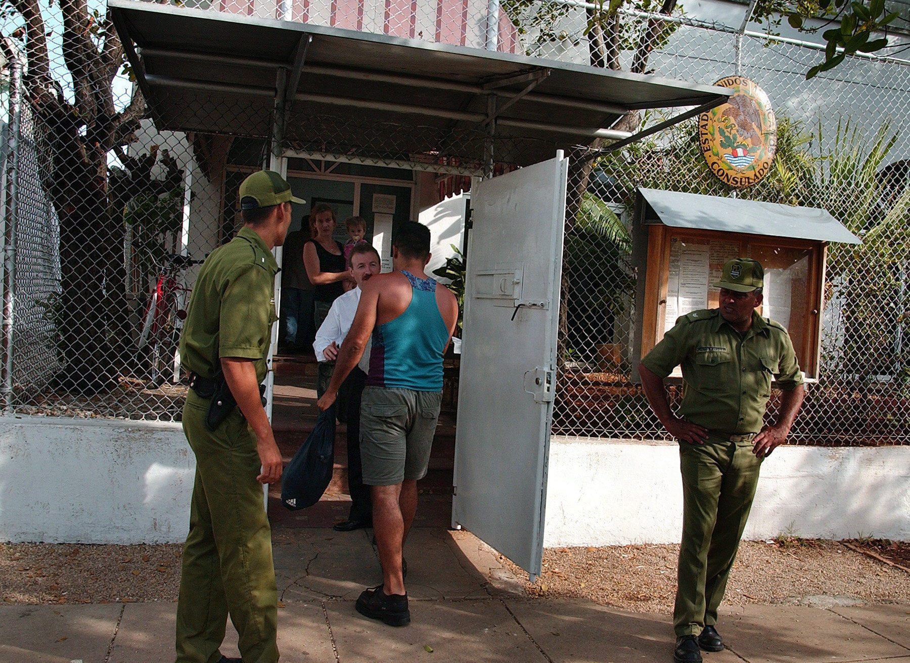 RazomUA - Кубинські радники виходять з Венесуели — як тиск США змінює баланс у Карибському регіоні