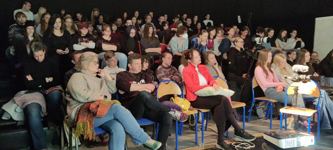 Photo 2025 11 17 12 37 24