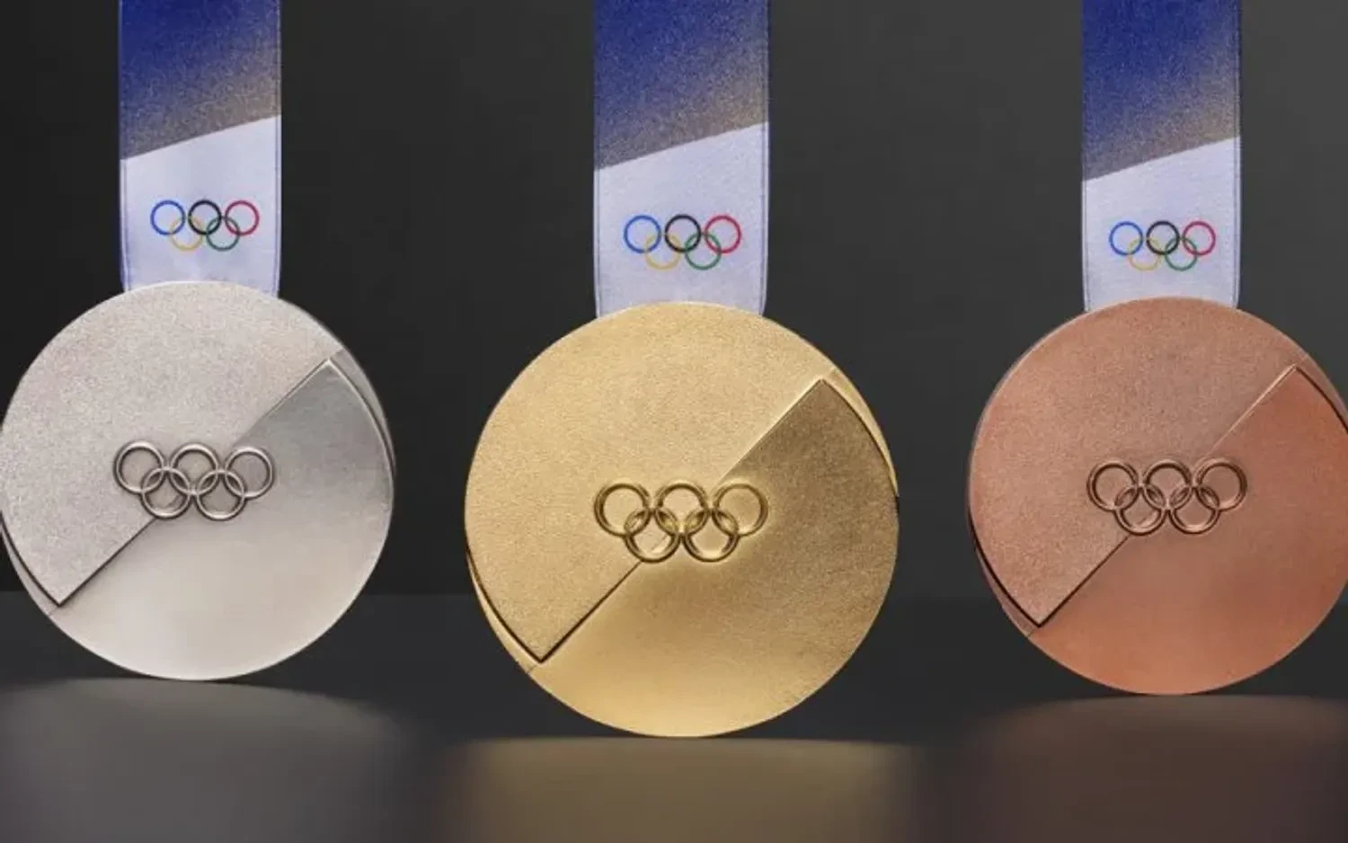 RazomUA - Медалі Олімпіади-2026 тріскалися через механізм безпеки — оргкомітет виправив проблему