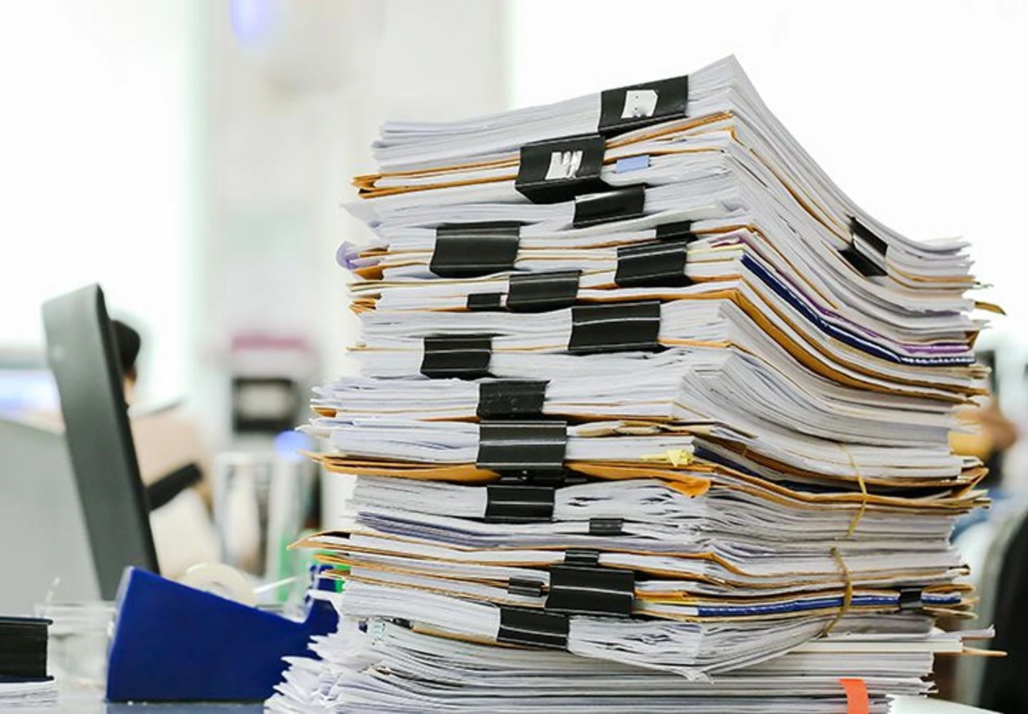 RazomUA - Вилучення документів у департаменті економіки КМДА: ревізія Держаудитслужби ставить під сумнів інвестиційні практики в Києві