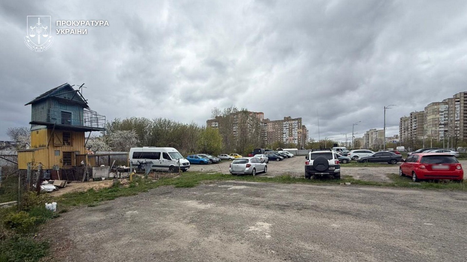 RazomUA - Голубник на 20 кв. м як інструмент захоплення пів гектара: суд наказав знести об'єкт ТОВ «Студія Сіті»