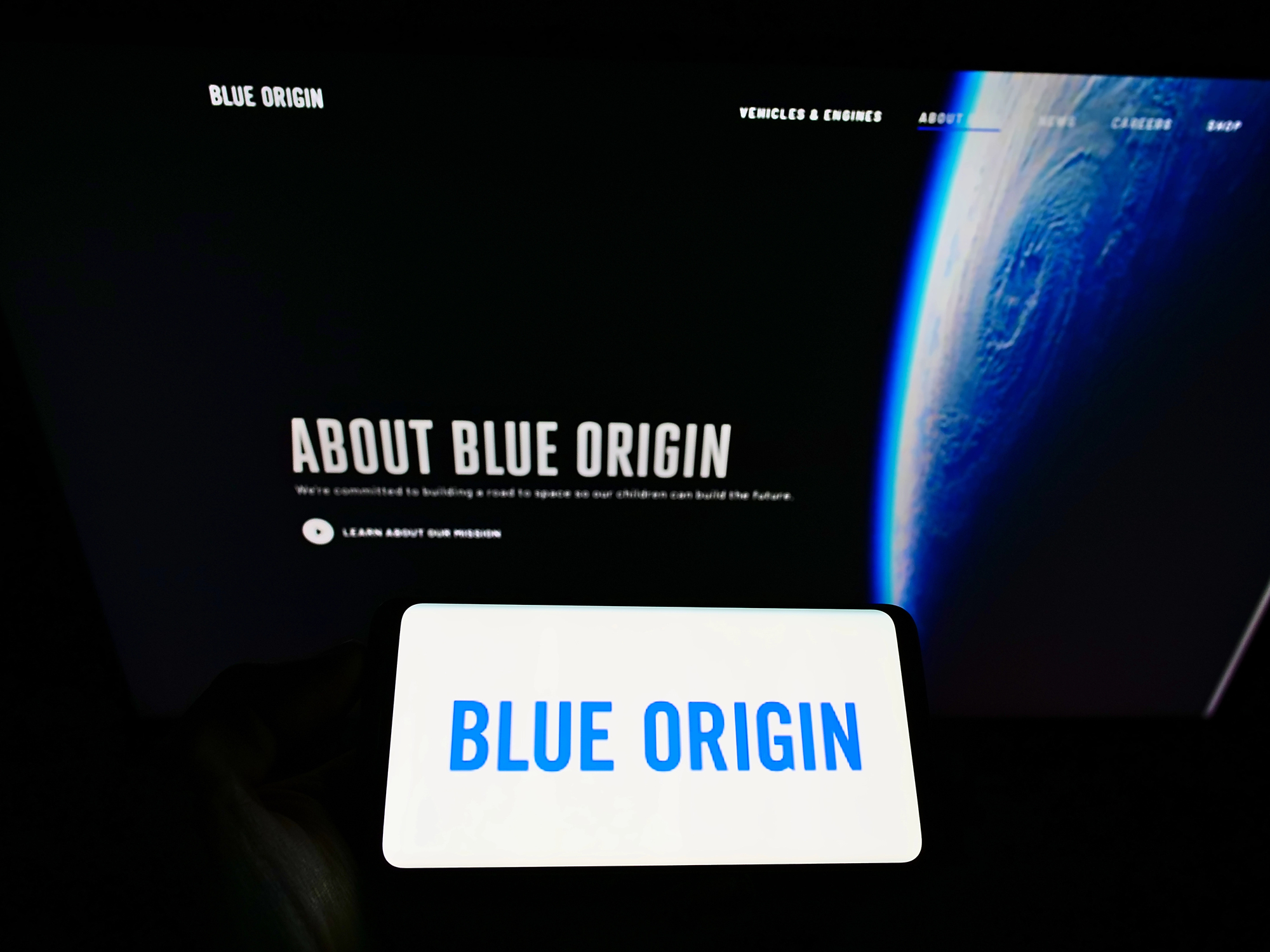 RazomUA - Blue Origin Announces TeraWave — A New Competitor to Starlink and What It Means for Ukraine