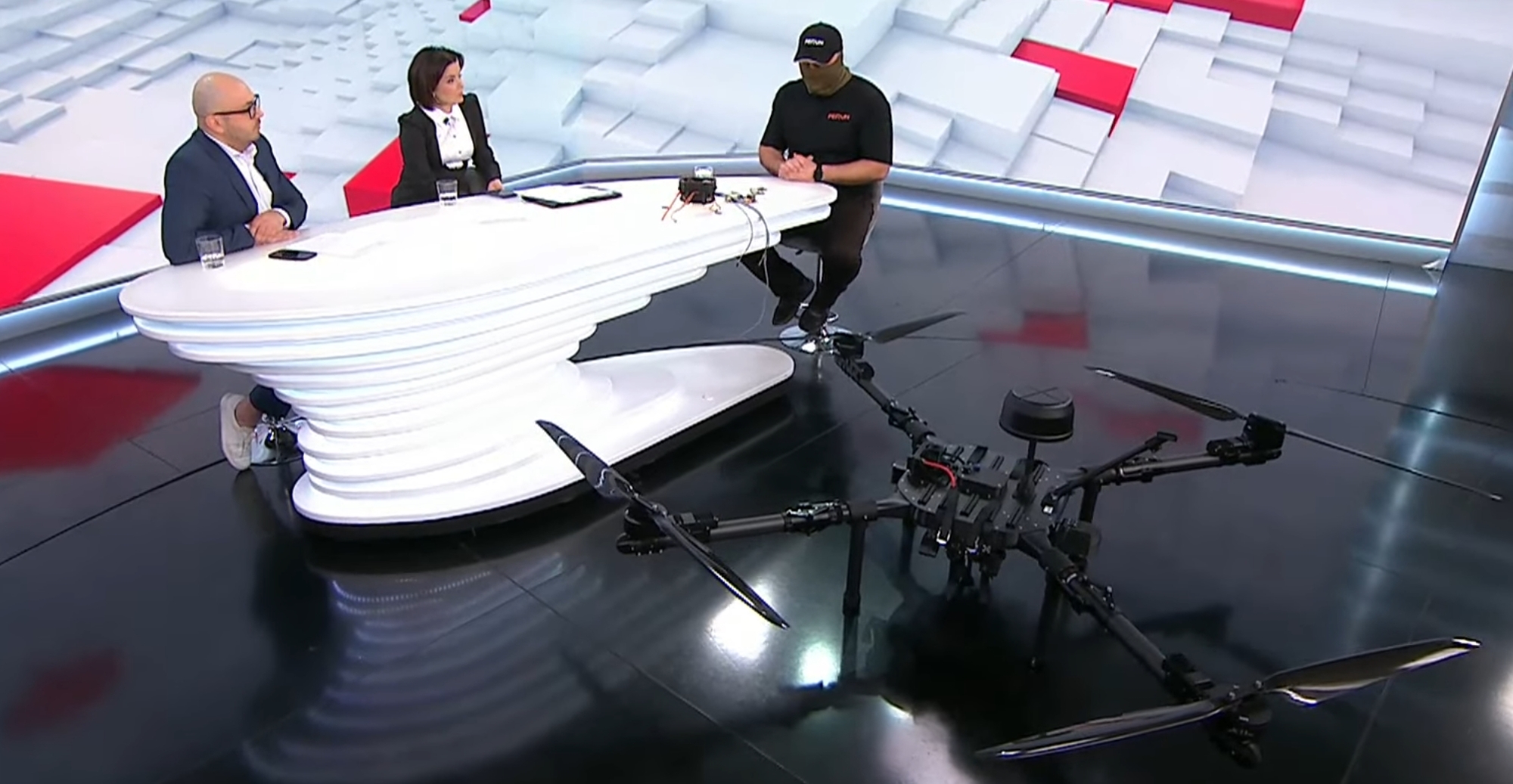 RazomUA - Дрон, якого не збити глушінням: як українські розробники навчили безпілотники розпізнавати підміну GPS