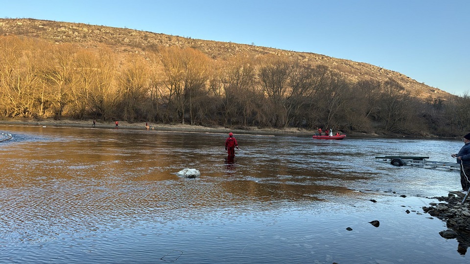 RazomUA - Російський удар у Новодністровську спричинив забруднення Дністра — Молдова ввела екологічну тривогу