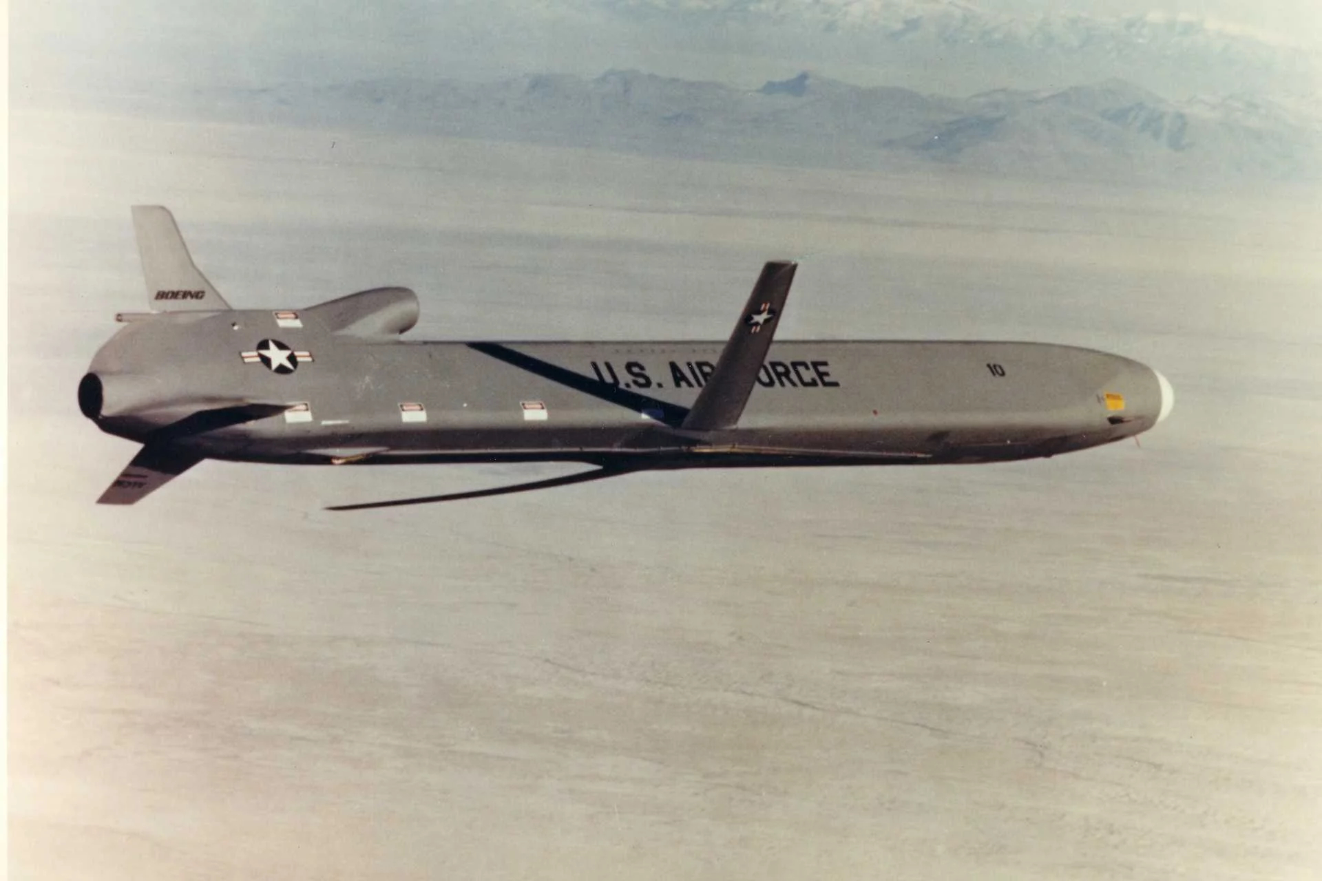 RazomUA - США реманіфактурують мозок AGM-86B: ракеті 1982 року продовжать службу до 2033-го