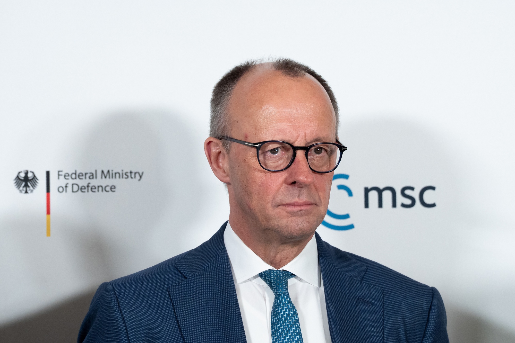 RazomUA - Мерц про Росію «у стані глибокого варварства»: що це змінює для безпеки Європи й України