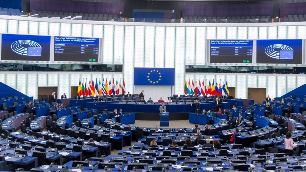 RazomUA - L'UE pourrait suspendre la ratification de l'accord avec les États-Unis en raison de nouveaux tarifs douaniers — risques pour les approvisionnements et les prix en Europe et en Ukraine