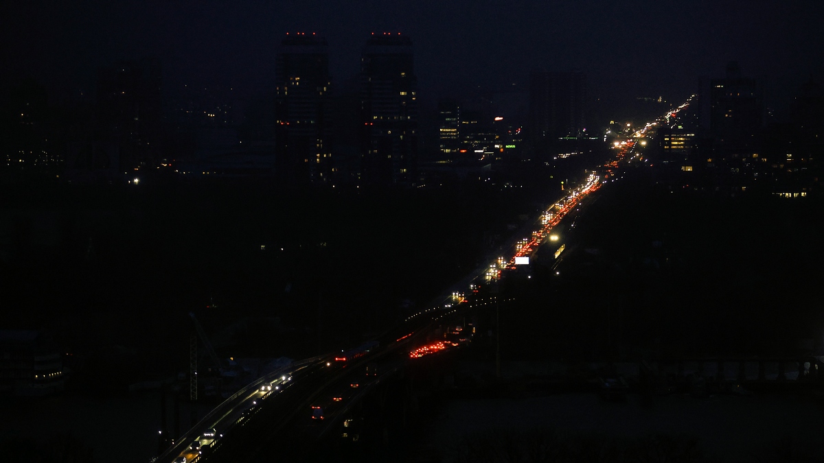 RazomUA - Banque nationale d'Ukraine : la pénurie d'énergie fait augmenter les prix, la demande chute à cause des bombardements