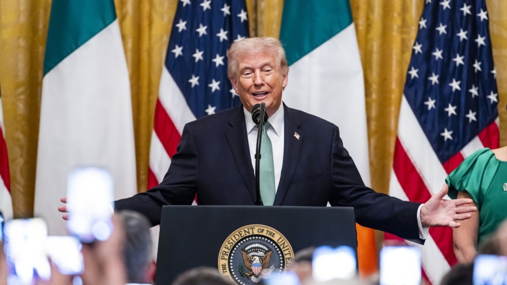 RazomUA - Монета з Трампом всупереч правилу: юридична лазівка та наслідки для довіри до інституцій