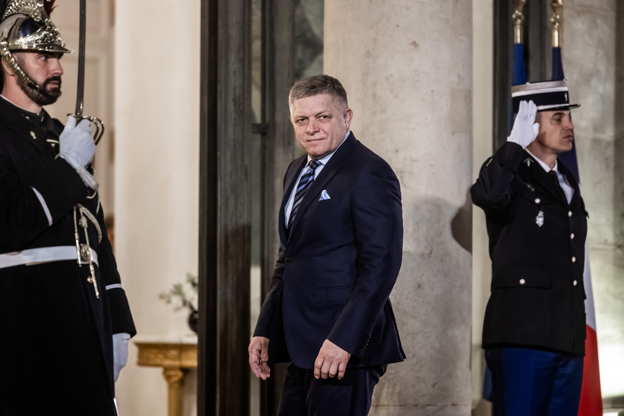 RazomUA - Телефони на перерві: як розмови Сійярто з Лавровим підривають довіру до Угорщини — реакція Фіцо та наслідки для ЄС