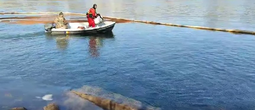 RazomUA - Розлив палива на Дністрі після удару РФ: у північних районах Молдови тимчасово відключать воду