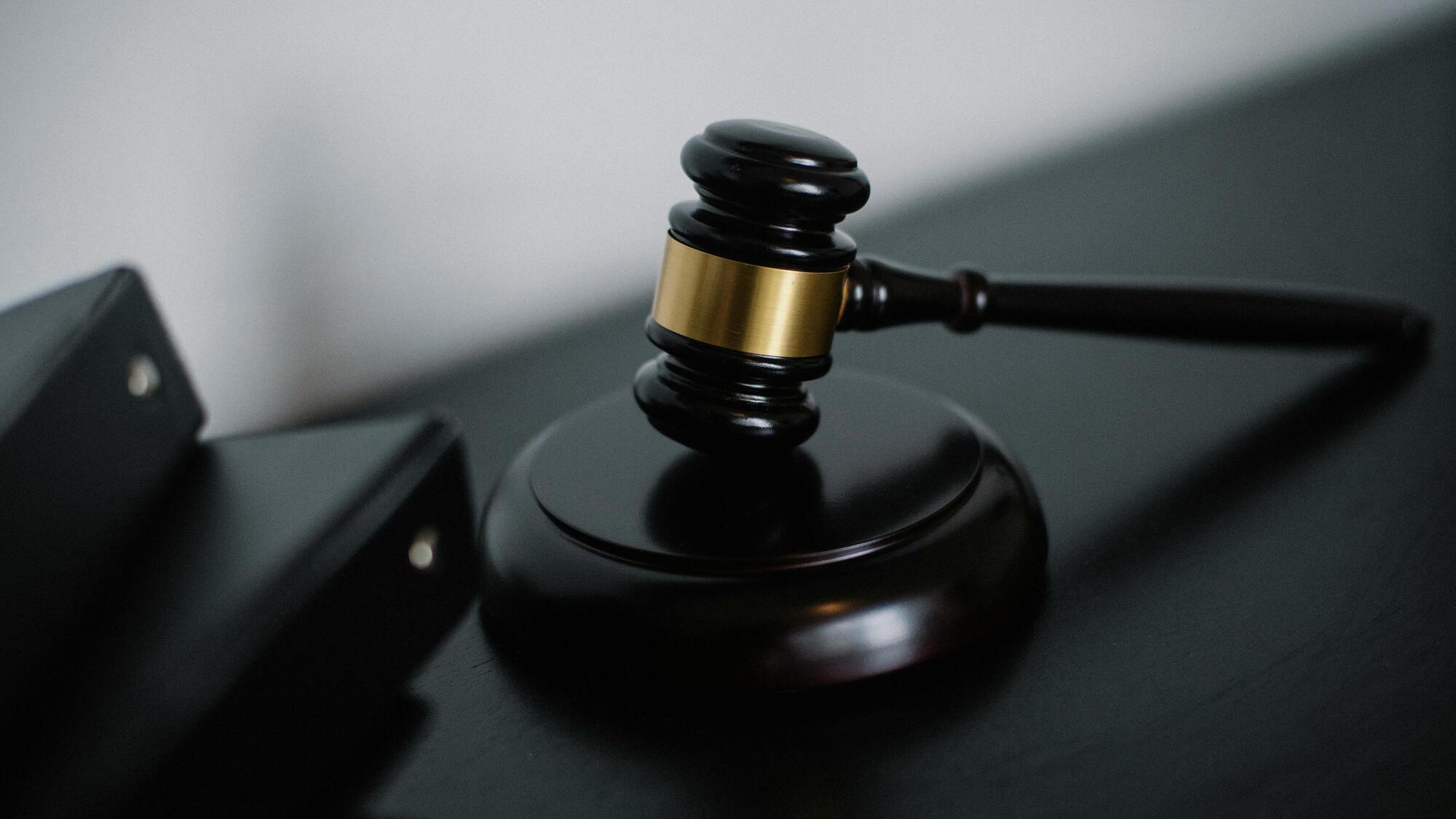 RazomUA - Екснардепа засуджено на три з половиною роки за шахрайство з компенсацією