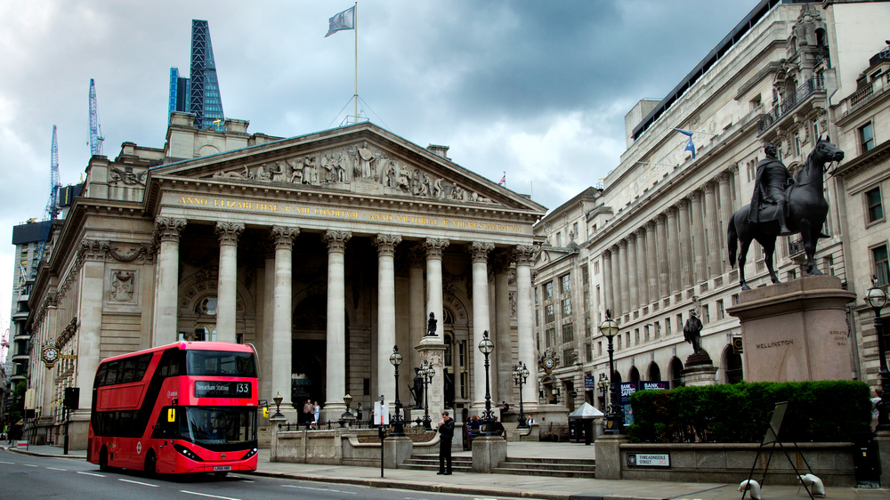 RazomUA - Британія готова виділити Україні 8 млрд фунтів із заморожених активів