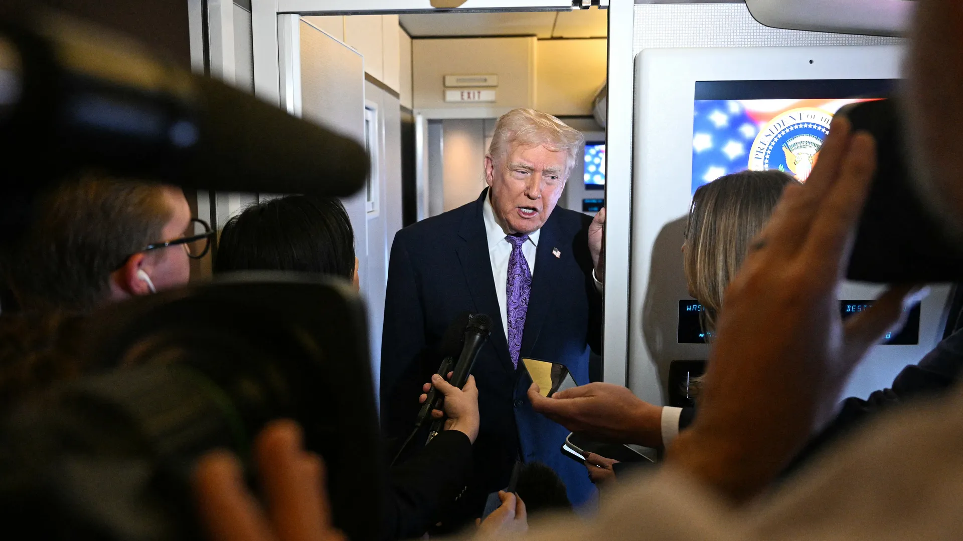 RazomUA - Trump erklärte, er habe sich bereits auf einen Kandidaten für das Amt des Vorsitzenden der Federal Reserve festgelegt.