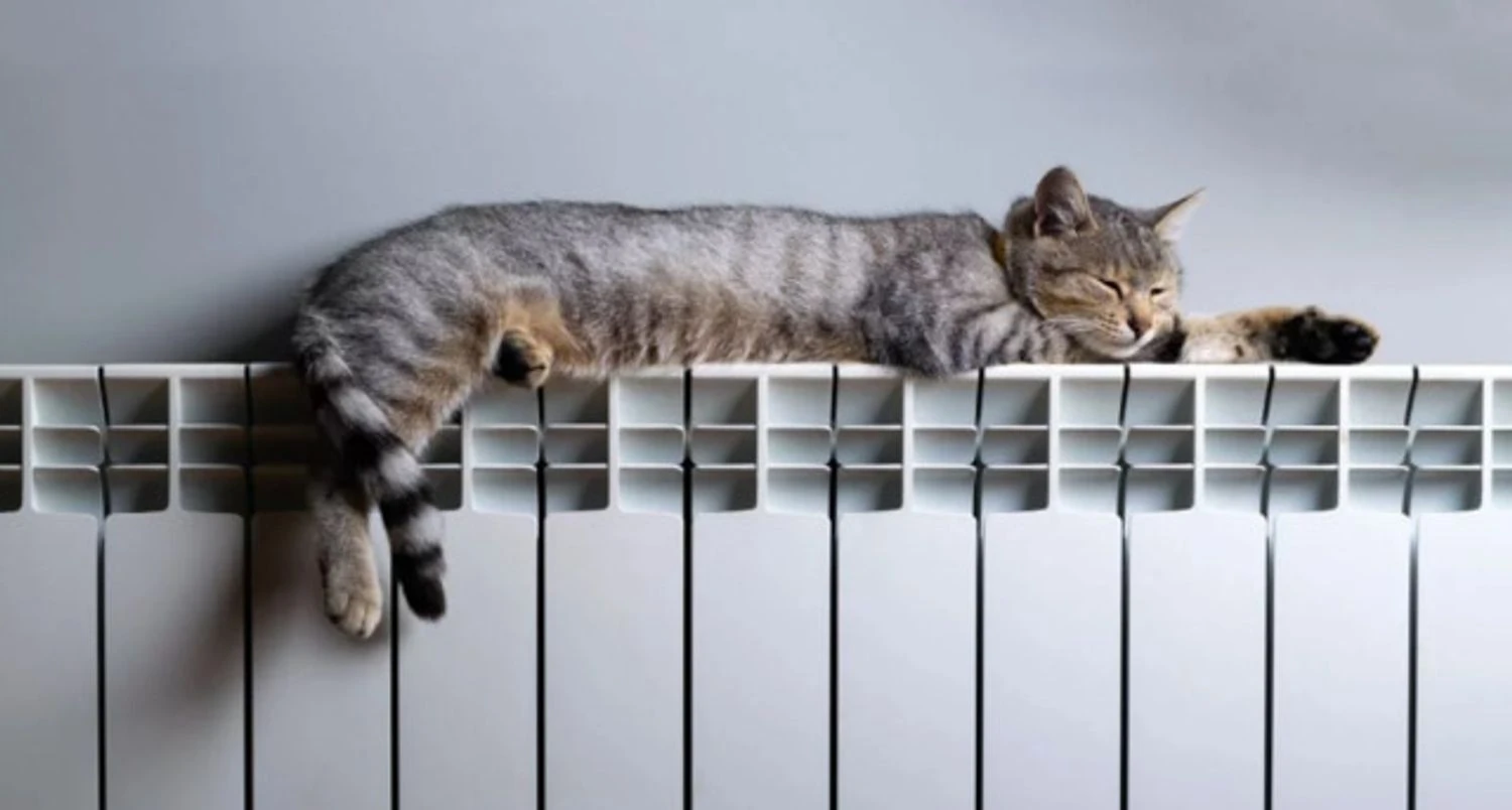 RazomUA - Après l'attaque russe : le chauffage rétabli dans 1 083 logements de Kyiv — comment ont travaillé les services communaux