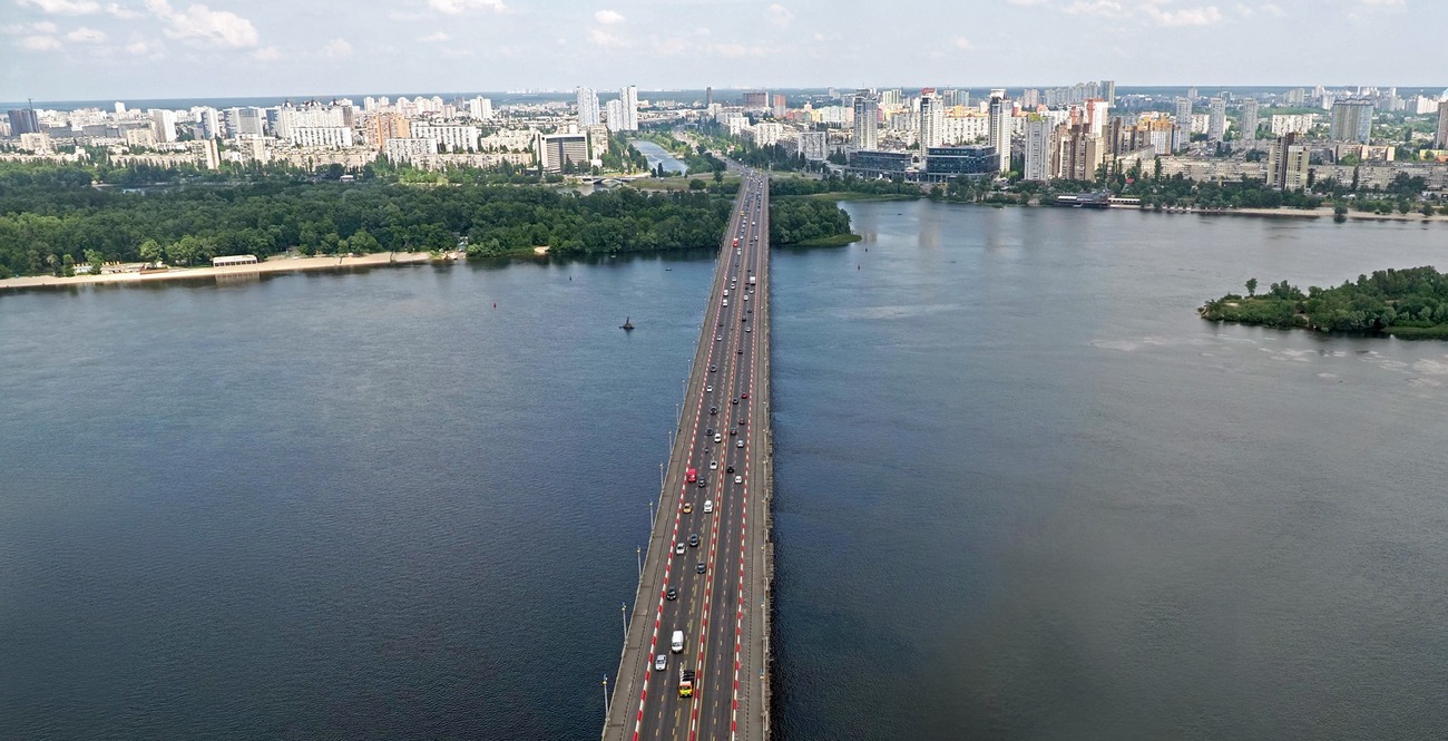RazomUA - Міст Патона: Мінрегіон покладає відповідальність на Київ — що це означає для безпеки та руху столиці