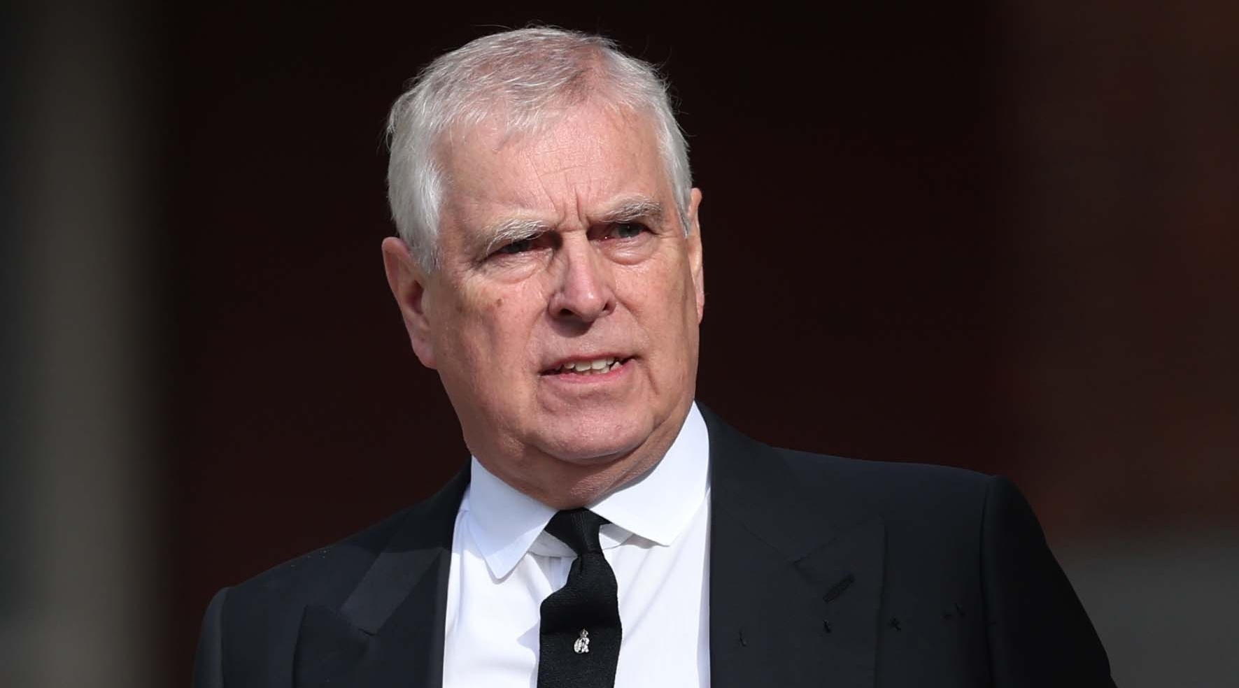 RazomUA - Екс‑принц Ендрю затриманий у день народження: перевірка еліти і виклик довірі до монархії