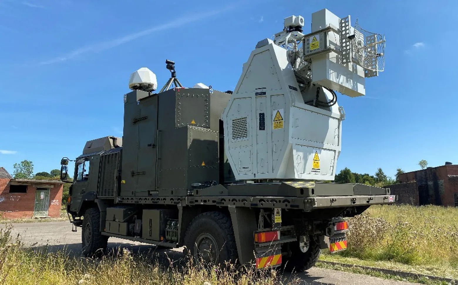 RazomUA - Ukraine tests microwave anti-drone weapons: how will this change the front line?