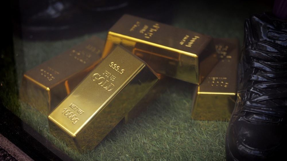 RazomUA - Gold and silver hit record highs after Trump's comments on Greenland — what it means for markets and Ukraine