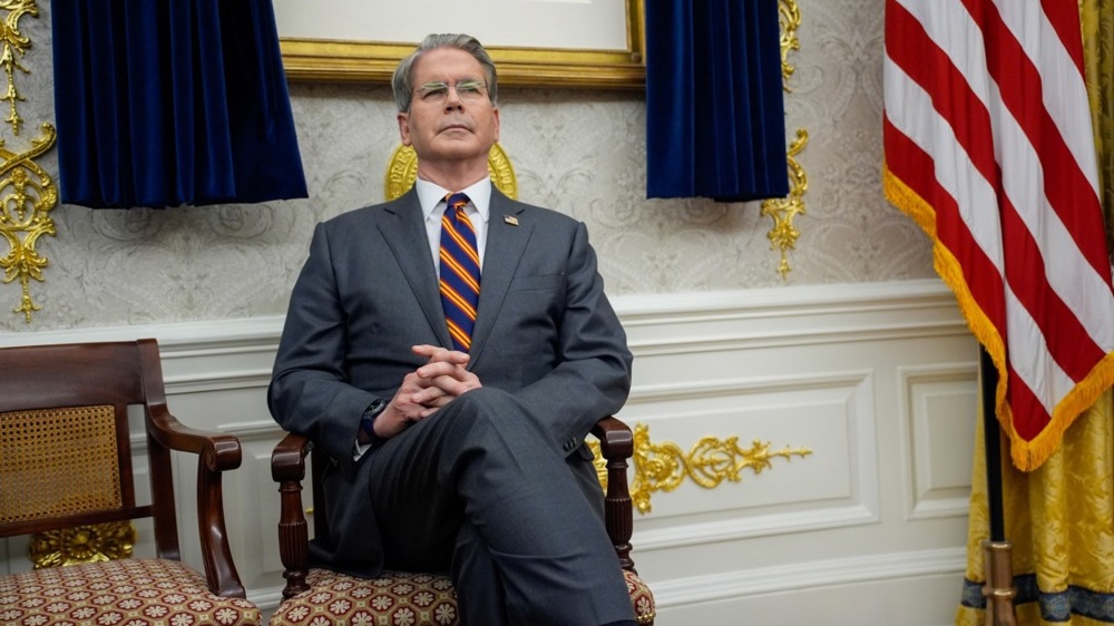 RazomUA - Bloomberg: США готують санкції проти «тіньового флоту» РФ — ще один важіль тиску на користь України