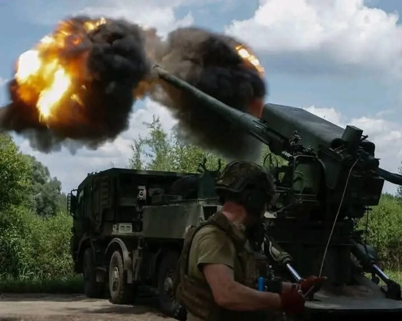 RazomUA - ЗСУ продовжують зачистку Покровська, хоча РФ заявляє про контроль над містом