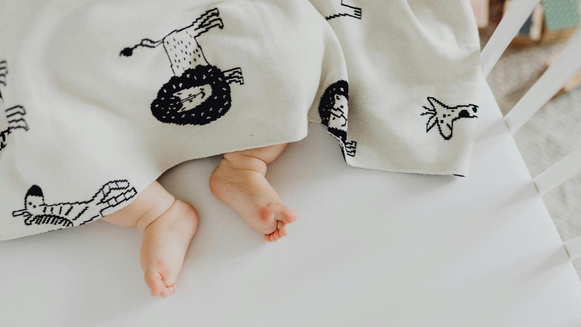 RazomUA - Онлайн для «дитячих» виплат: як це спростить доступ і зніме навантаження з Пенсійного фонду